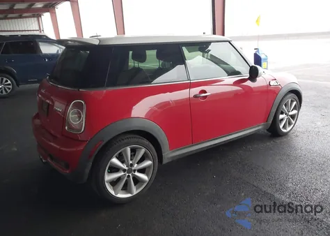 2011 Mini Cooper S из США, поврежденный, VIN WMWSV3C58BTY24829